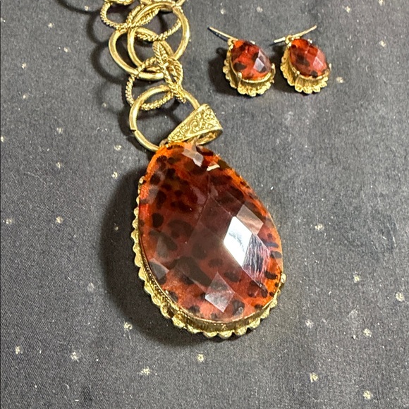 Gold and Brown Gemstone Necklace Set - Picture 4 of 6